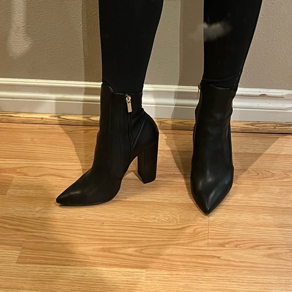 Black Qupid Heeled Boots - Picture 7 of 8